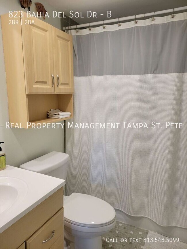 Building Photo - 823 Bahia Del Sol Dr