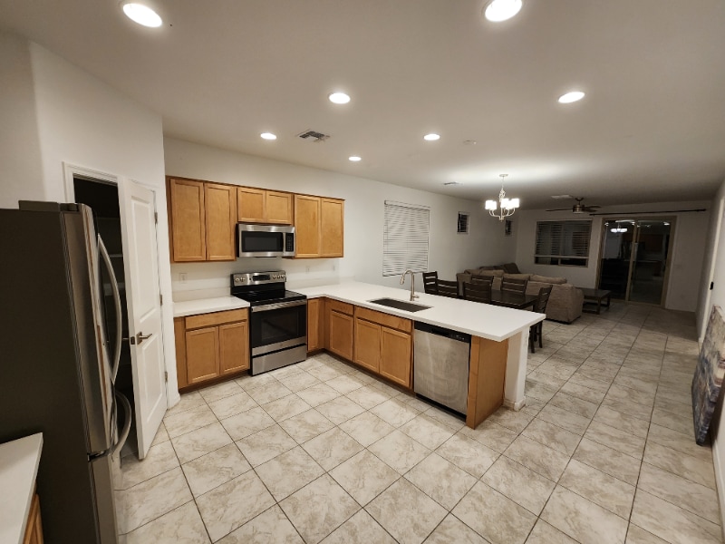 Building Photo - 8948 W Colter St