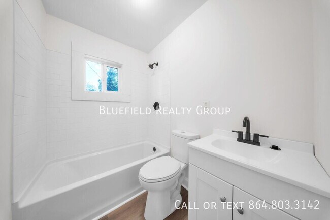 Building Photo - 217 Norris St