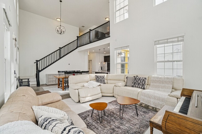 Building Photo - 5387 W Bowstring Way