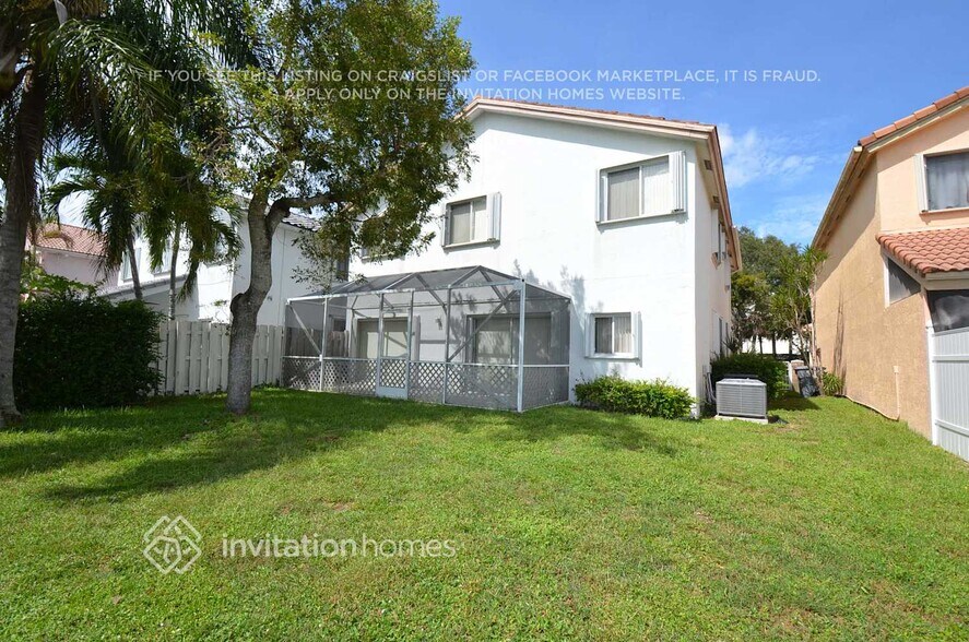 Building Photo - 10444 Sunstream Ln