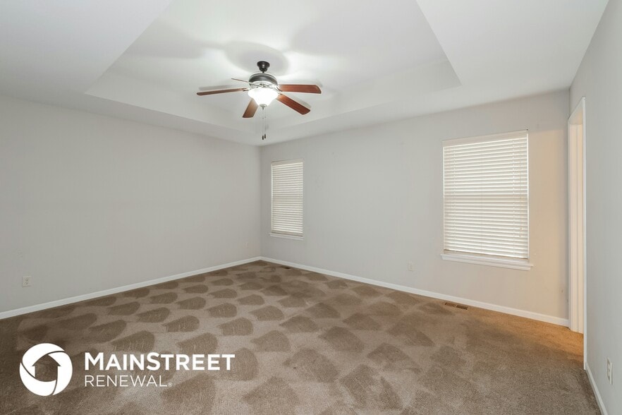 Building Photo - 18610 E 19th Ter Ct S