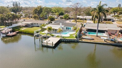 Building Photo - 4543 Carson St NE