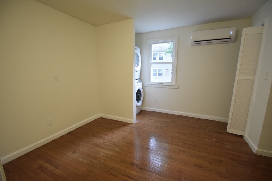 Building Photo - 1189 Boylston St