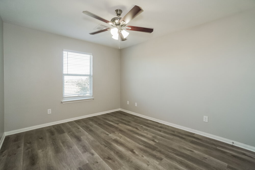 Building Photo - 5370 Kyla Cir