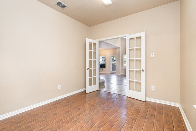 Building Photo - 4613 Penelope Ln