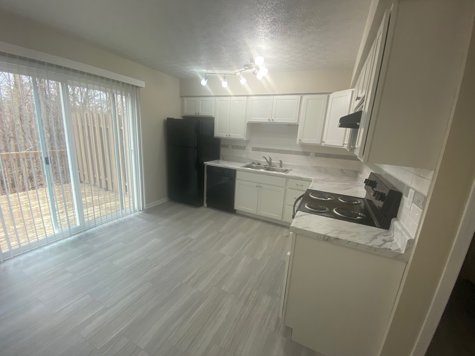 Building Photo - 5982 Little Brook Way