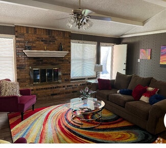 Building Photo - 8604 Jordan Dr