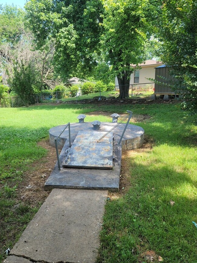 Building Photo - Cozy 3 bed 1.5 bath home for rent in Van B...