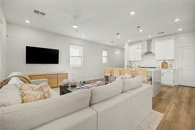 Building Photo - 1575 Crested Eagle St