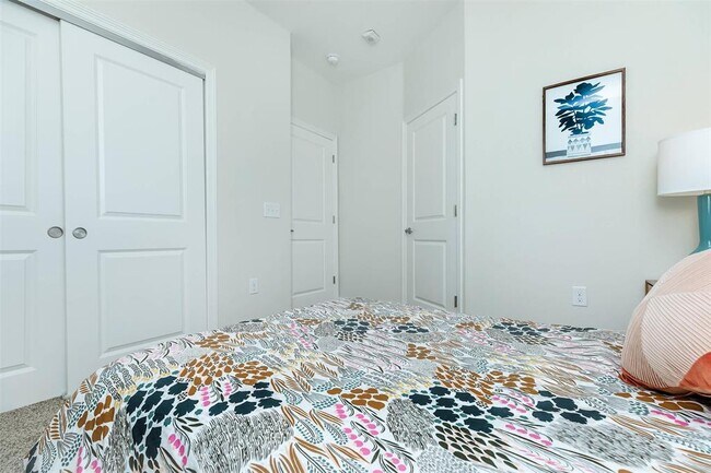 Building Photo - 1201 W Whitestone Blvd