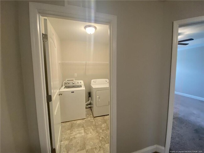 Building Photo - 3028 N Kilchattan Dr