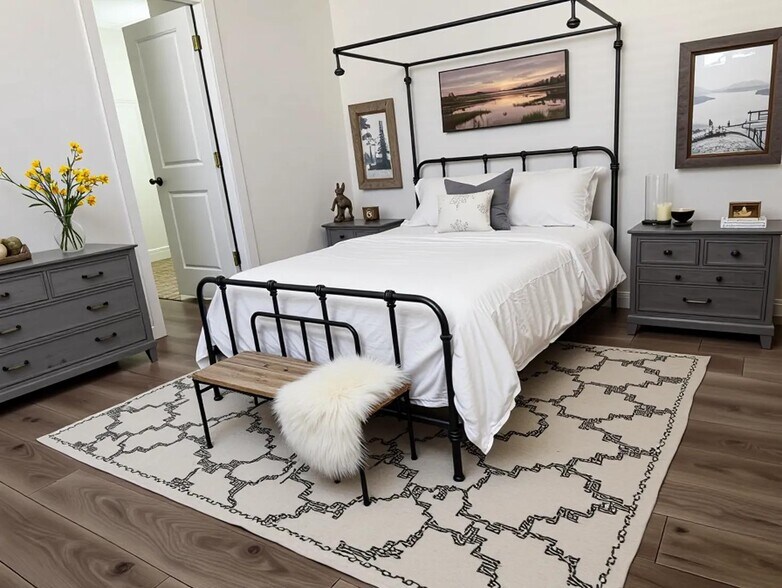 Building Photo - 2060 N Center St