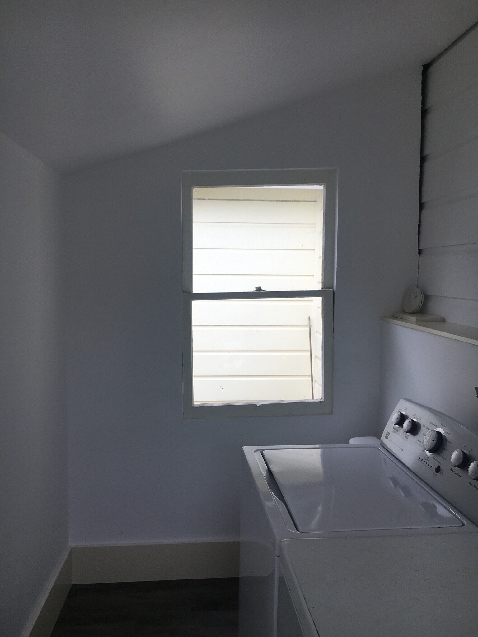 Building Photo - 203 Younglove Ave