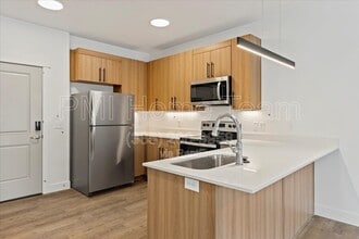 Building Photo - 3378 Washington Blvd