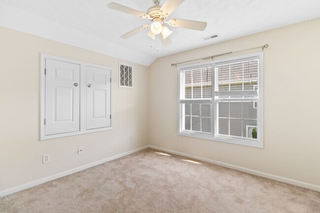 Building Photo - 149 Brightwood Dr