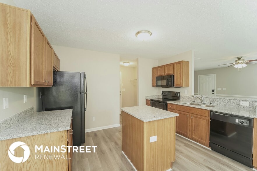 Building Photo - 11126 Amber Glen Dr