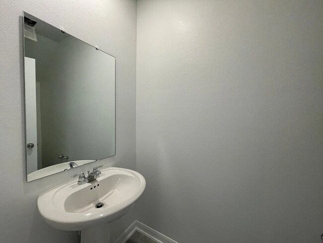 Building Photo - 3931 Willowbrook Dr, Edgewater, FL 32141