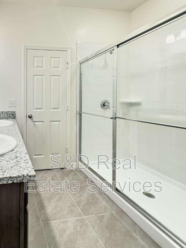 Building Photo - 8476 Monterey Pne Wy