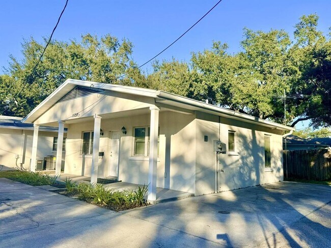 Building Photo - 1528 41st Ave N