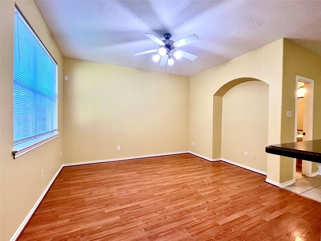 Building Photo - 16219 Sandy Path Ln