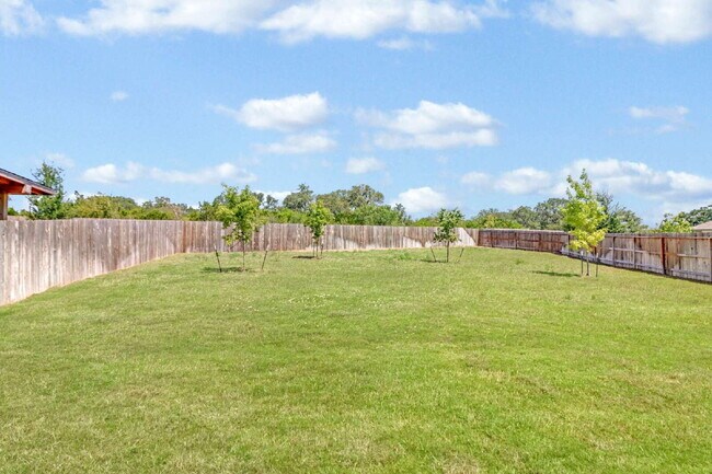Building Photo - 14307 Little Sandstone