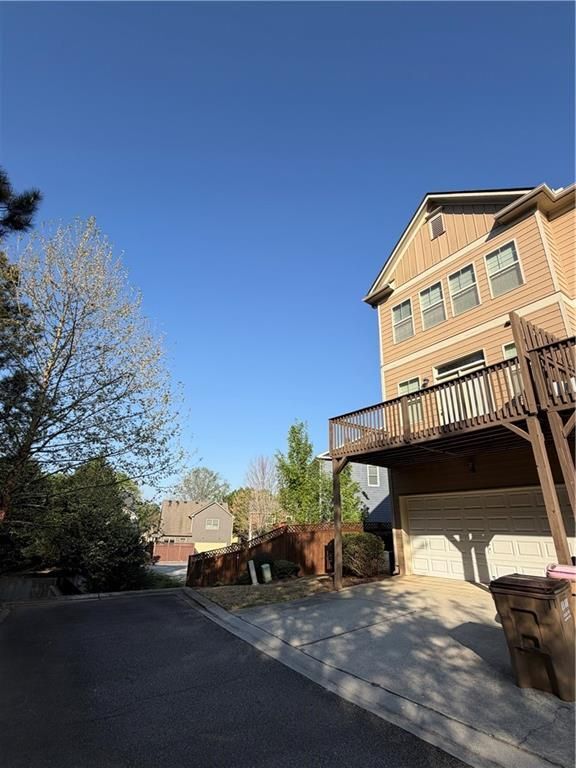 Building Photo - 804 Village Field Ct NW