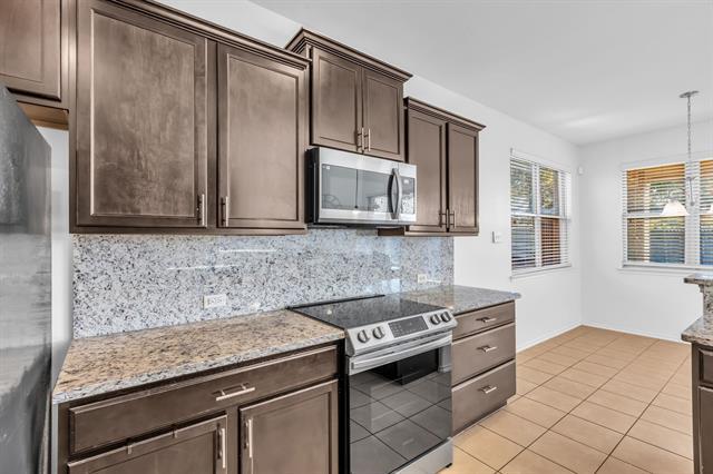 Building Photo - 1711 Twin Hills Way