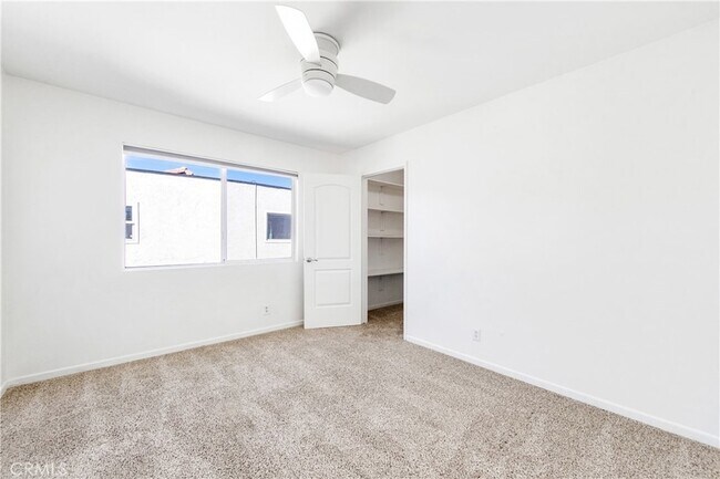 Building Photo - 16293 Wayfarer Ln