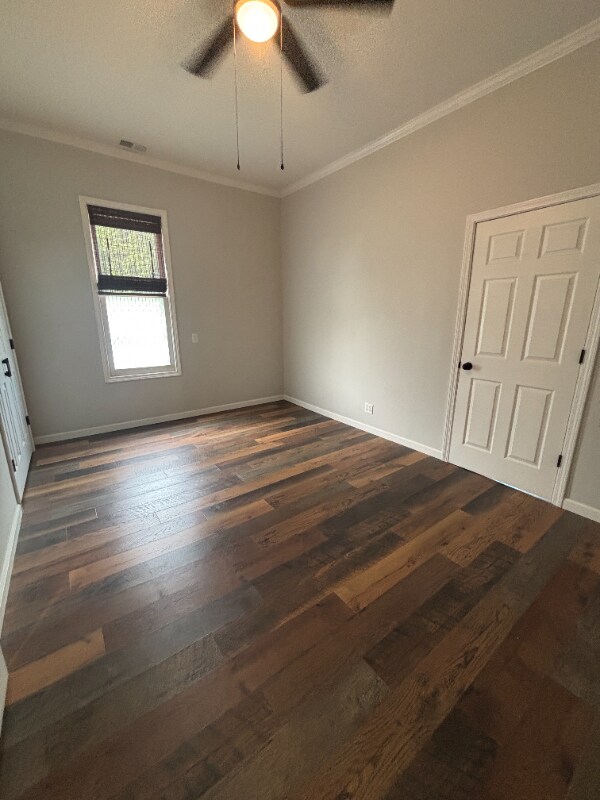 Building Photo - 318 S Woodland Heights St