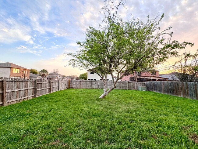 Building Photo - Welcome Home New Fridge, New Stove!