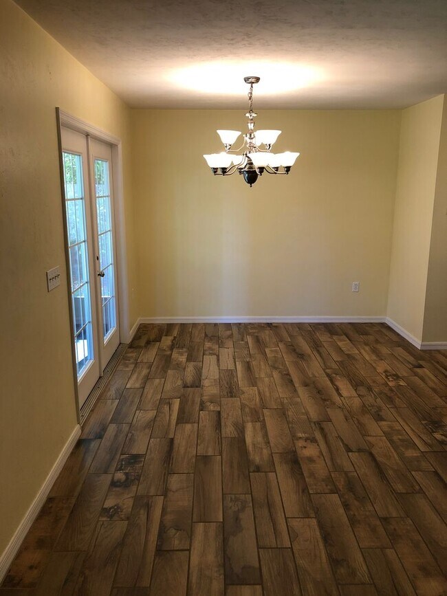 Building Photo - Sub-Lease - Great Home in New Town 1894 lo...