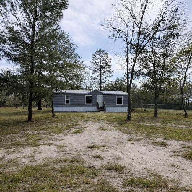 Building Photo - 932 SE 40th Pl