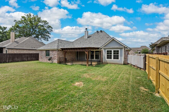 Building Photo - 3925 Le Brooke Ln