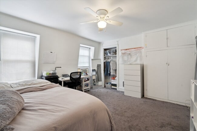 Building Photo - 3934 Delancey St