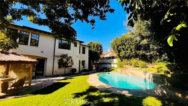 Building Photo - 719 Carriage House Dr