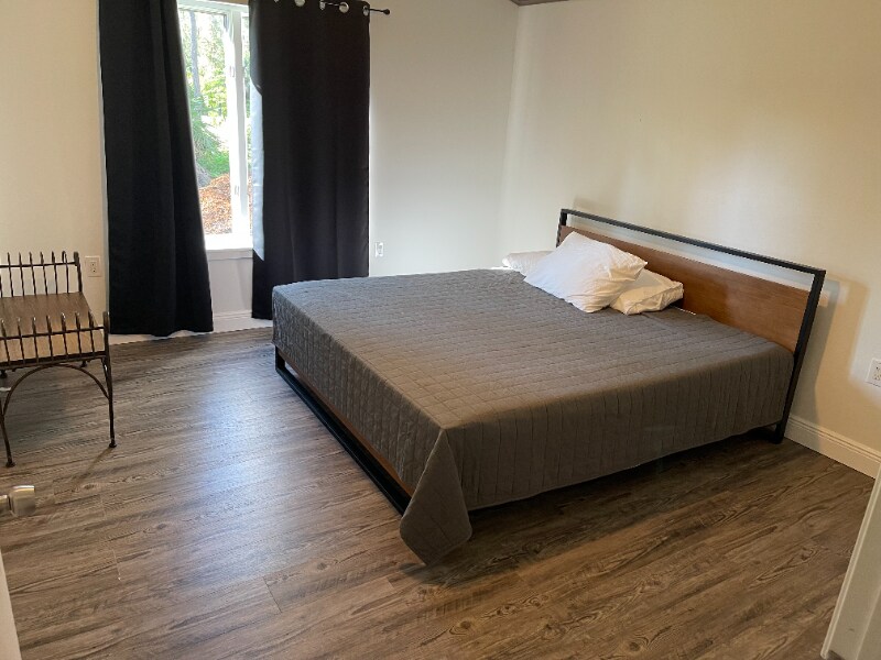 Building Photo - 3561 7th Ave NW