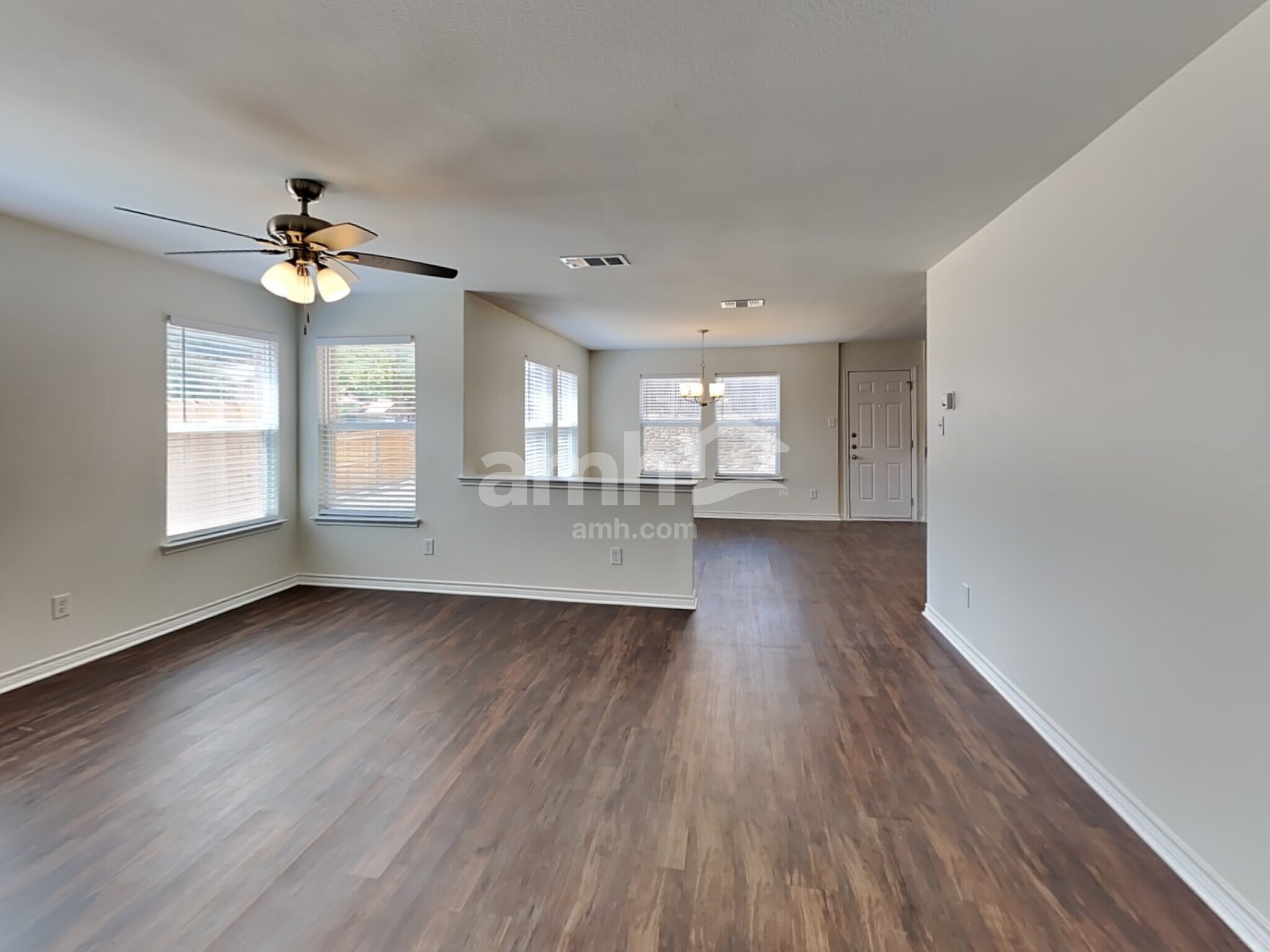 Building Photo - 1339 Flagstone St