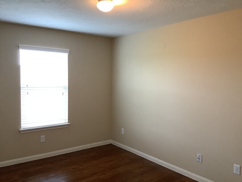 Building Photo - 2207 Steep Pine Trl