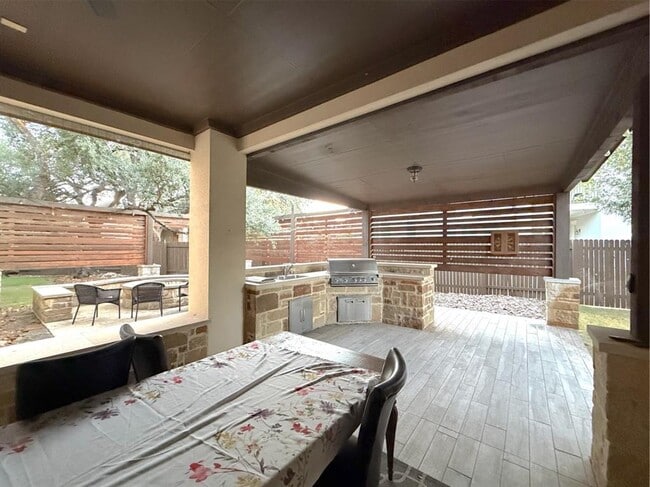 Building Photo - 2900 Browntop Ct