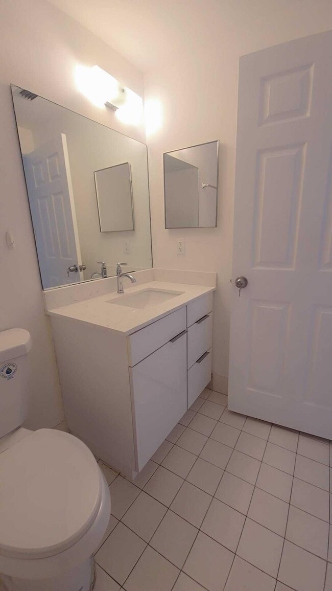 Building Photo - 751 SW 148th Ave