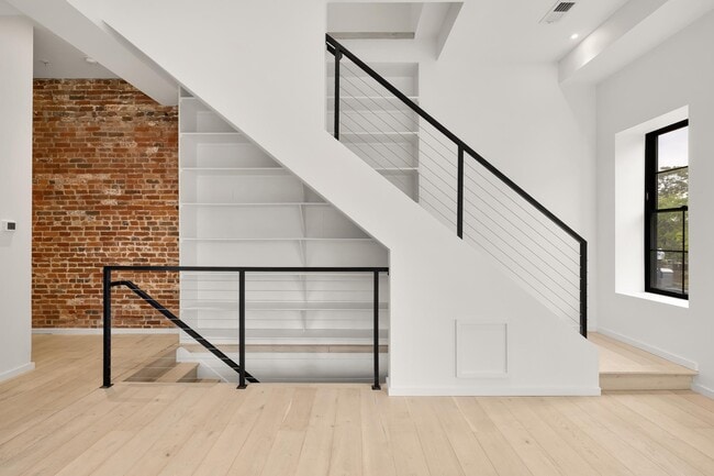 Building Photo - 1451 Maryland Ave NE