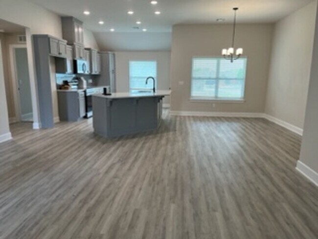Building Photo - First Month Free!
