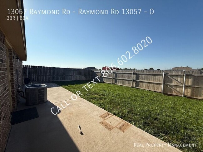 Building Photo - 13057 Raymond Rd