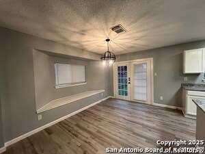 Building Photo - 8230 Cantura Mills