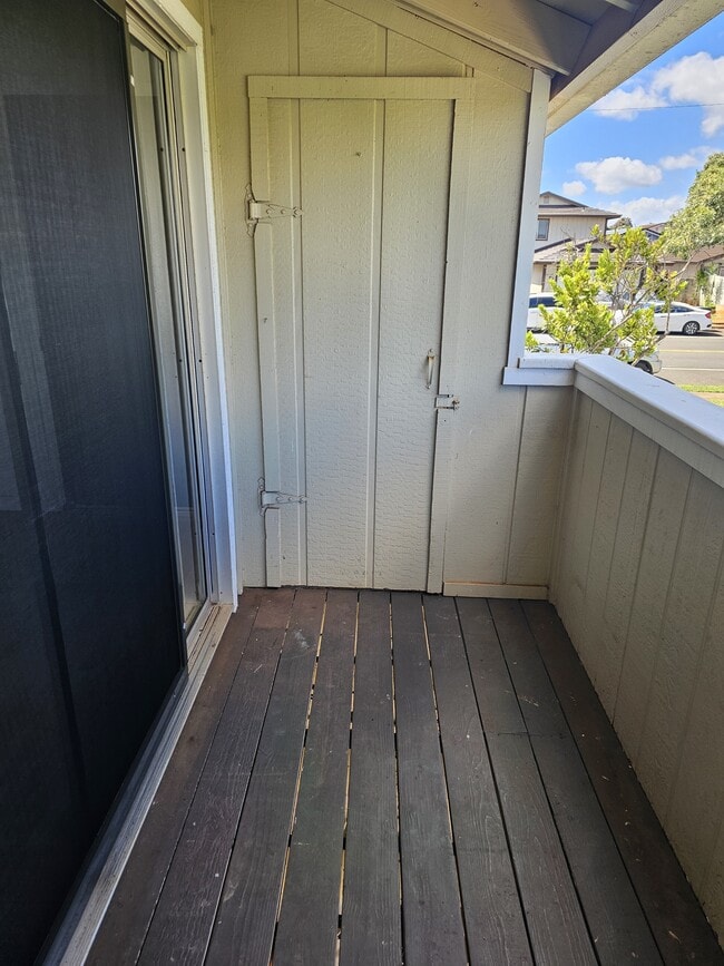 Building Photo - 94-1074-1074 Paawalu St