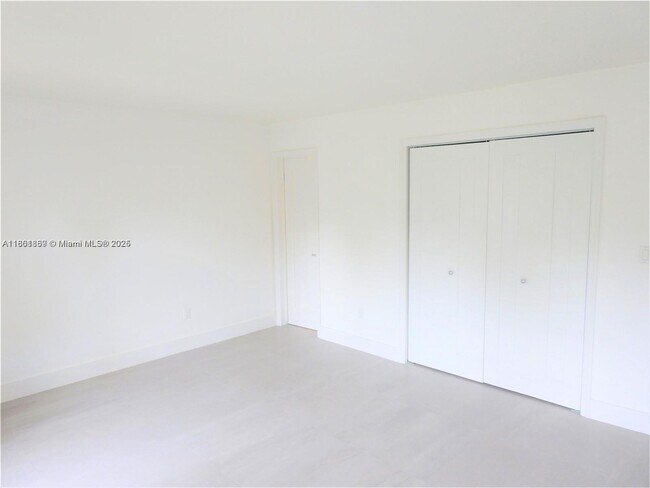 Building Photo - 9807 SW 93rd Terrace