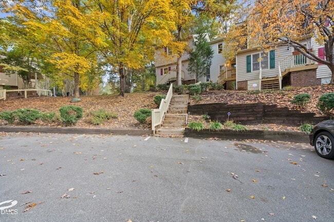 Building Photo - 6422 English Oaks Dr