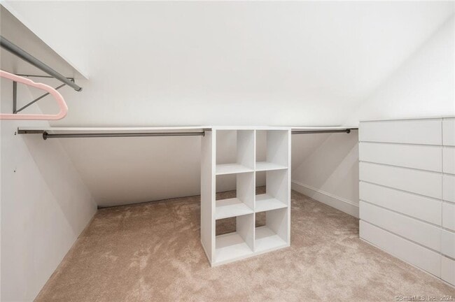 Building Photo - 119 Halstead Ave