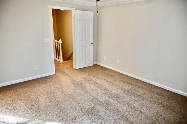 Building Photo - 1851 Grant Ct